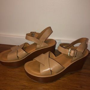 Kork- ease nude platform wedge